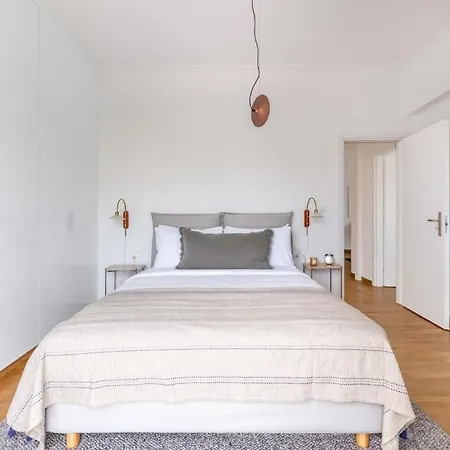 Flawless 1br In By Upstreet Apartament